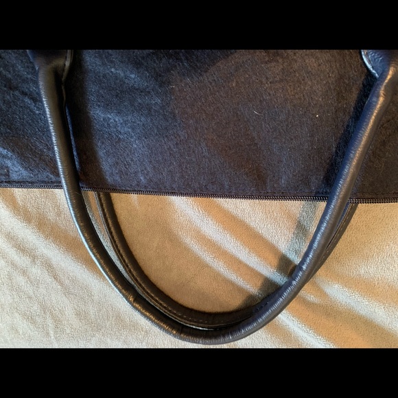 DSW Navy Felt Weekender Bag - Picture 5 of 6